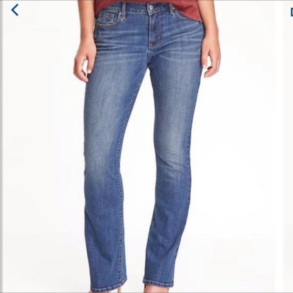 OLD NAVY Mid-Rise Curvy Profile Denim Medium Wash Jeans